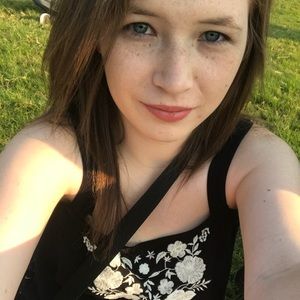 Meet your Posher, Sierra